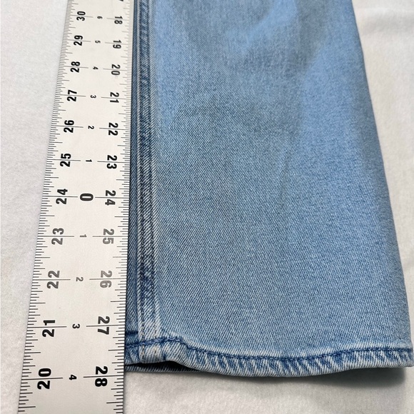 Hollister Vintage Dad Jean Ultra High Rise Light Wash Size 7R #0772 - Picture 6 of 6